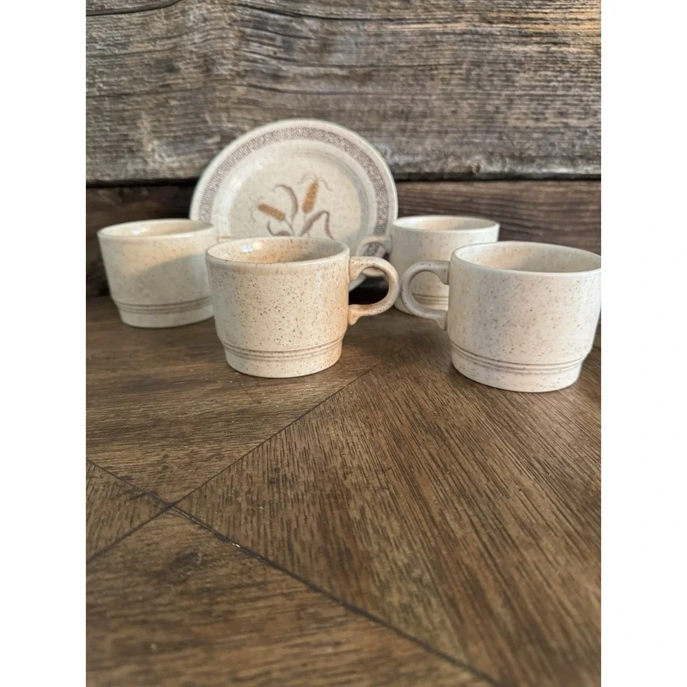 Homer Laughlin Homestead Dinnerware Wheat Stoneware ‎ Plate 4 Coffee Cups, Mugs